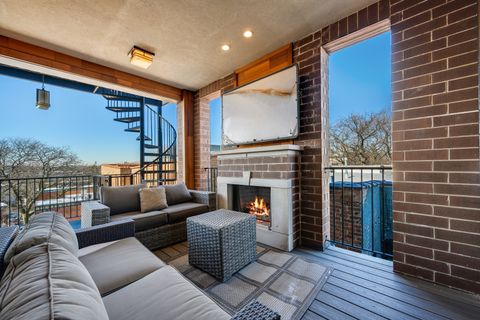 Tiny photo for 2054 N Mohawk Street, Chicago, IL 60614 (MLS # 12362778)