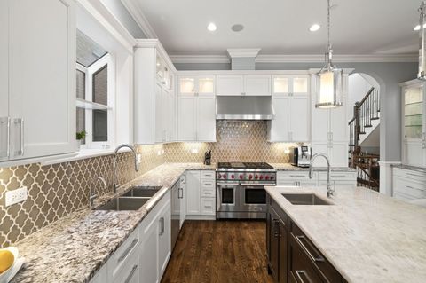 Tiny photo for 4740 N Hermitage Avenue, Chicago, IL 60640 (MLS # 12583809)