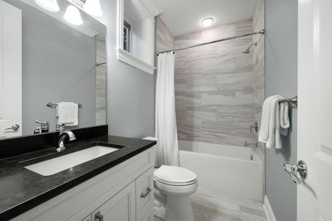 Tiny photo for 4740 N Hermitage Avenue, Chicago, IL 60640 (MLS # 12583809)