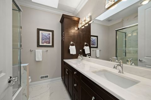 Tiny photo for 4740 N Hermitage Avenue, Chicago, IL 60640 (MLS # 12583809)