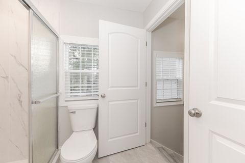 Tiny photo for 507 N Lee Street, Bloomington, IL 61701 (MLS # 12489719)