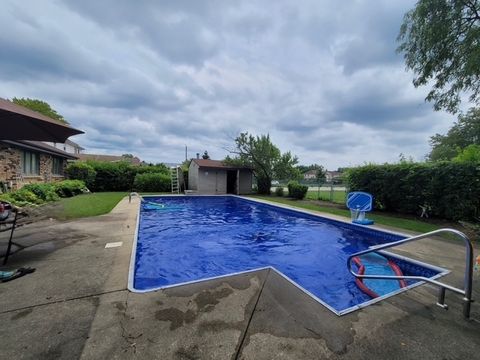 A home in Mount Prospect