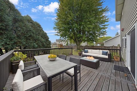 Tiny photo for 2723 Emma Circle, Aurora, IL 60504 (MLS # 12490527)