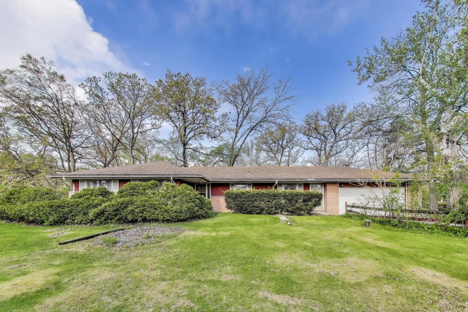 3N740 Oakleaf Drive