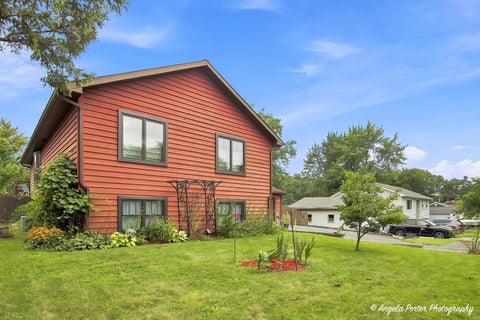 Tiny photo for 210 Maplewood Drive, Antioch, IL 60002 (MLS # 12746269)