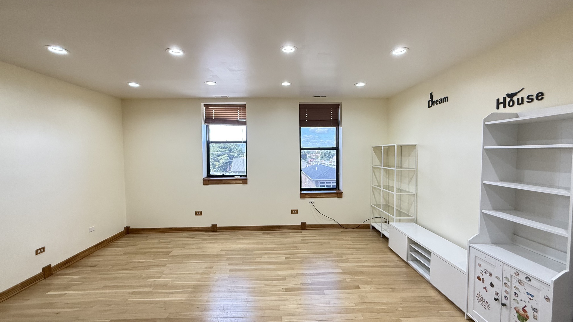 1758 W 35th Street 3R
