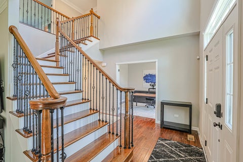 Tiny photo for 7 Tournament Drive S, Hawthorn Woods, IL 60047 (MLS # 12774270)