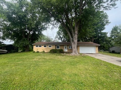 Photo of 3947 N Burchard Drive, Decatur, IL 62526 (MLS # 12676445)