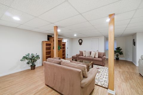Tiny photo for 2804 Royal St. Georges Court, St. Charles, IL 60174 (MLS # 12623787)