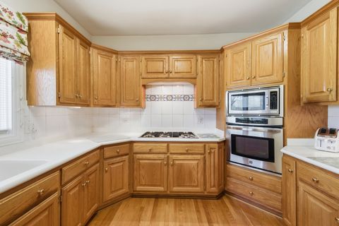 Tiny photo for 2804 Royal St. Georges Court, St. Charles, IL 60174 (MLS # 12623787)