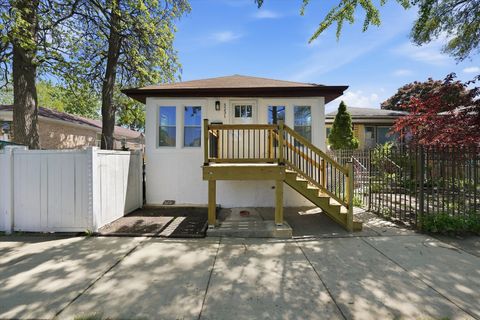 Photo of 5231 S Homan Avenue, Chicago, IL 60632 (MLS # 12644203)