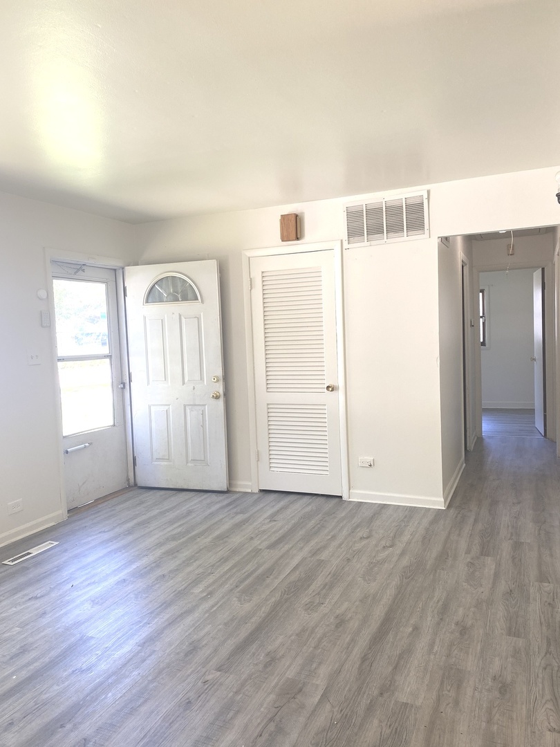 16775 Artesian Avenue