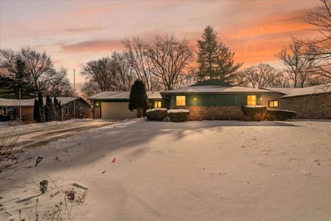 Photo of 5103 Brookview Road, Rockford, IL 61107 (MLS # 12552153)