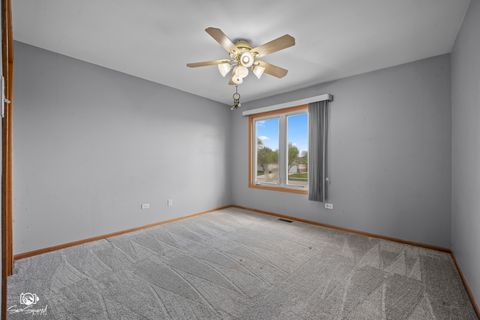 Tiny photo for 6907 Manchester Drive, Plainfield, IL 60586 (MLS # 12600221)