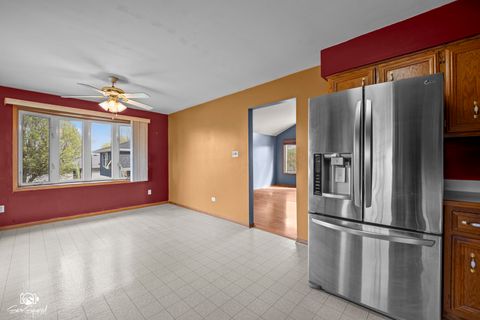 Tiny photo for 6907 Manchester Drive, Plainfield, IL 60586 (MLS # 12600221)