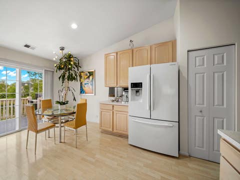 Tiny photo for 377 Bay Tree Circle, Vernon Hills, IL 60061 (MLS # 12649018)