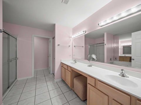 Tiny photo for 377 Bay Tree Circle, Vernon Hills, IL 60061 (MLS # 12649018)