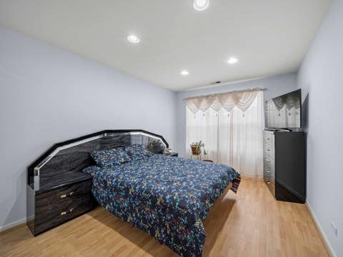 Tiny photo for 377 Bay Tree Circle, Vernon Hills, IL 60061 (MLS # 12649018)