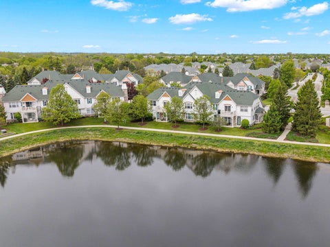 Tiny photo for 377 Bay Tree Circle, Vernon Hills, IL 60061 (MLS # 12649018)