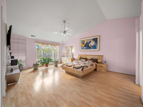 Tiny photo for 377 Bay Tree Circle, Vernon Hills, IL 60061 (MLS # 12649018)