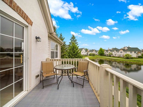Tiny photo for 377 Bay Tree Circle, Vernon Hills, IL 60061 (MLS # 12649018)