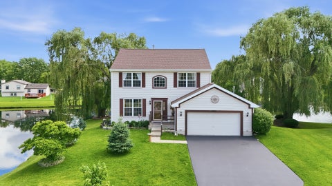 Photo of 4003 Boone Creek Circle, McHenry, IL 60050 (MLS # 12720950)