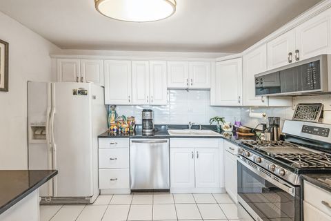 Tiny photo for 400 E Randolph Street #1515, Chicago, IL 60601 (MLS # 12579924)
