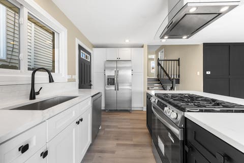Tiny photo for 5024 S Lockwood Avenue, Chicago, IL 60638 (MLS # 12720781)