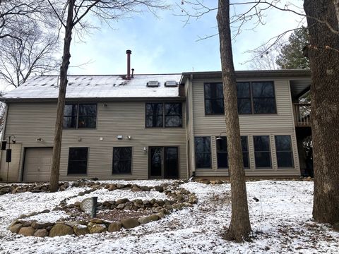 A home in Mackinaw