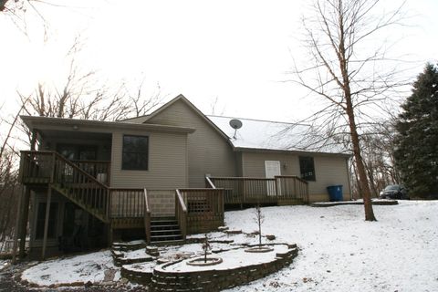 A home in Mackinaw