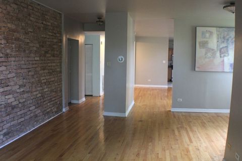 Tiny photo for 6800 S Dante Avenue #3, Chicago, IL 60637 (MLS # 12683554)