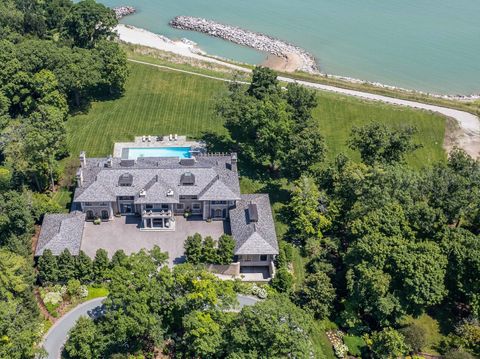 Photo of 595 Circle Lane, Lake Forest, IL 60045 (MLS # 12656536)