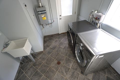 Tiny photo for 203 Valerie Court, Glenview, IL 60025 (MLS # 12608018)