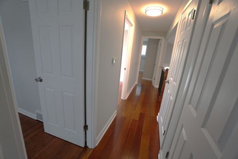 Tiny photo for 203 Valerie Court, Glenview, IL 60025 (MLS # 12608018)