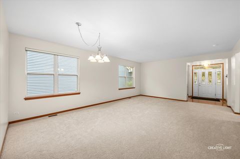 Tiny photo for 790 Bohannon Circle, Oswego, IL 60543 (MLS # 12573663)