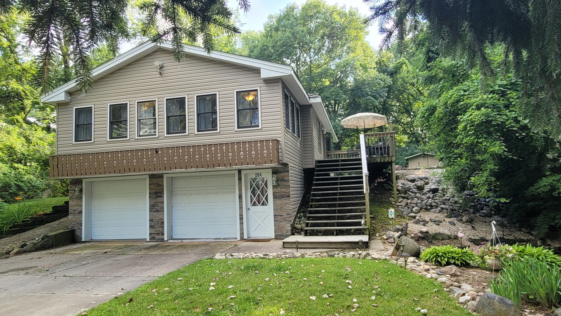 204 Carthage Court