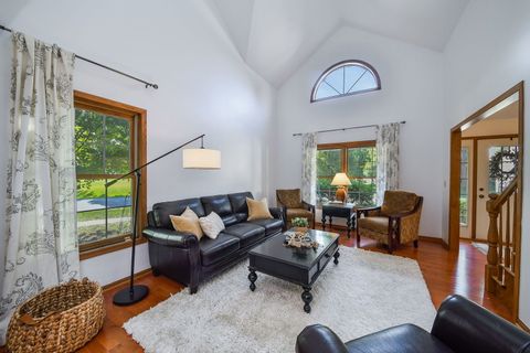 Tiny photo for 39W644 Harvey Square, Geneva, IL 60134 (MLS # 12507894)