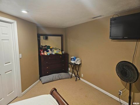 Tiny photo for 10322 Mine 24 Road, Benton, IL 62812 (MLS # EB459671)