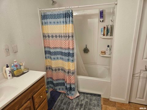 Tiny photo for 10322 Mine 24 Road, Benton, IL 62812 (MLS # EB459671)