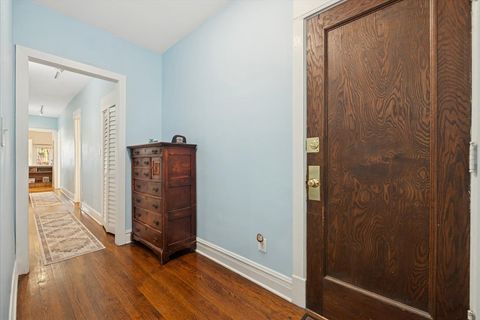 Tiny photo for 523 W Belmont Avenue #2E, Chicago, IL 60657 (MLS # 12438110)