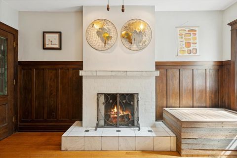 Tiny photo for 523 W Belmont Avenue #2E, Chicago, IL 60657 (MLS # 12438110)