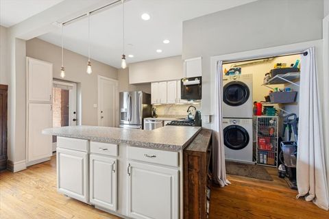 Tiny photo for 523 W Belmont Avenue #2E, Chicago, IL 60657 (MLS # 12438110)