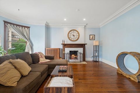 Tiny photo for 523 W Belmont Avenue #2E, Chicago, IL 60657 (MLS # 12438110)