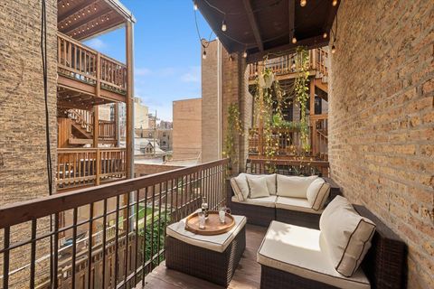 Tiny photo for 523 W Belmont Avenue #2E, Chicago, IL 60657 (MLS # 12438110)