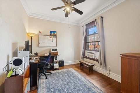 Tiny photo for 523 W Belmont Avenue #2E, Chicago, IL 60657 (MLS # 12438110)