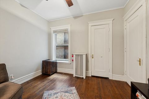 Tiny photo for 523 W Belmont Avenue #2E, Chicago, IL 60657 (MLS # 12438110)