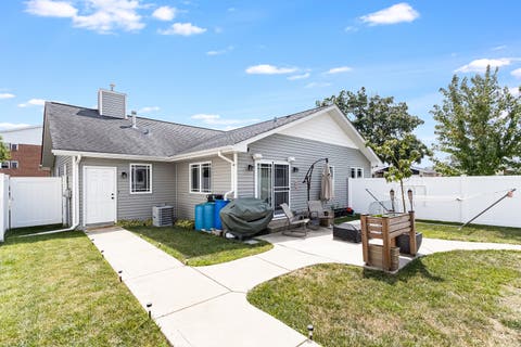 Tiny photo for 6116 W 94th Street, Oak Lawn, IL 60453 (MLS # 12712714)