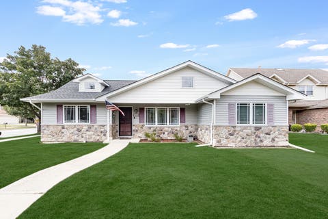 Photo of 6116 W 94th Street, Oak Lawn, IL 60453 (MLS # 12712714)