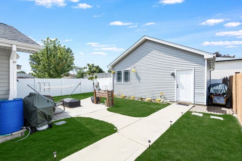 Tiny photo for 6116 W 94th Street, Oak Lawn, IL 60453 (MLS # 12712714)