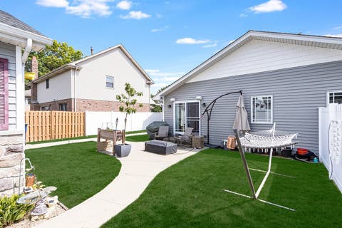 Tiny photo for 6116 W 94th Street, Oak Lawn, IL 60453 (MLS # 12712714)